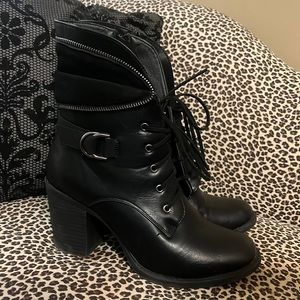 Pierre Dumas ankle boots